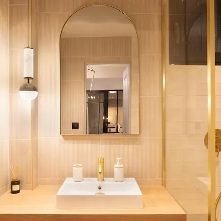 75 D'architecte Entierement Renove * Paris